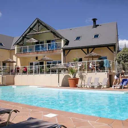 Camping Saint Michel Courtils