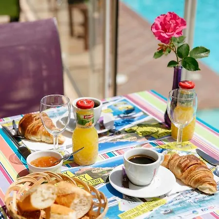 Saint Michel 3* Courtils