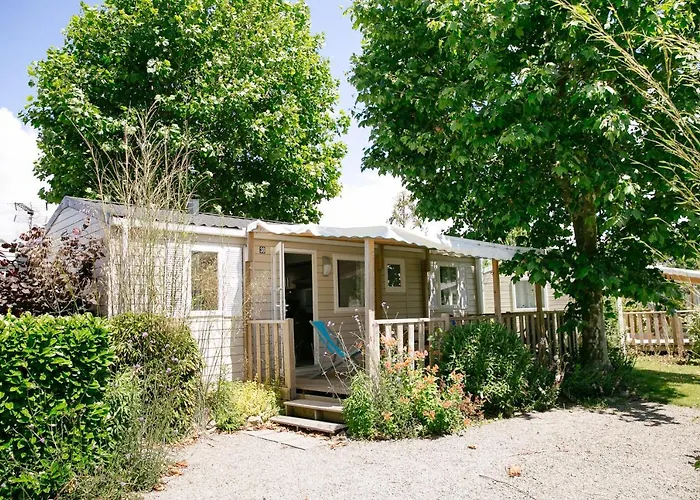 캠핑 생 미셸 캠프장 Courtils